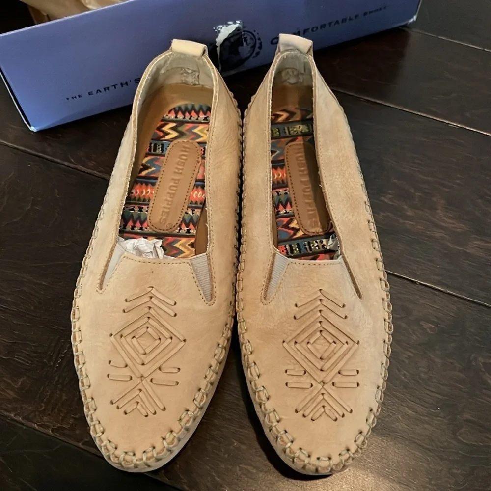 Hush Puppies loafer NIB 7